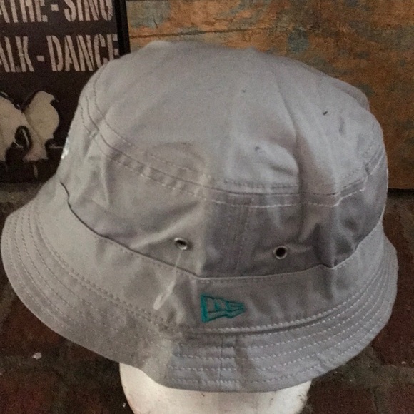 New Detroit Pistons Bucket Hat yth - Picture 2 of 5